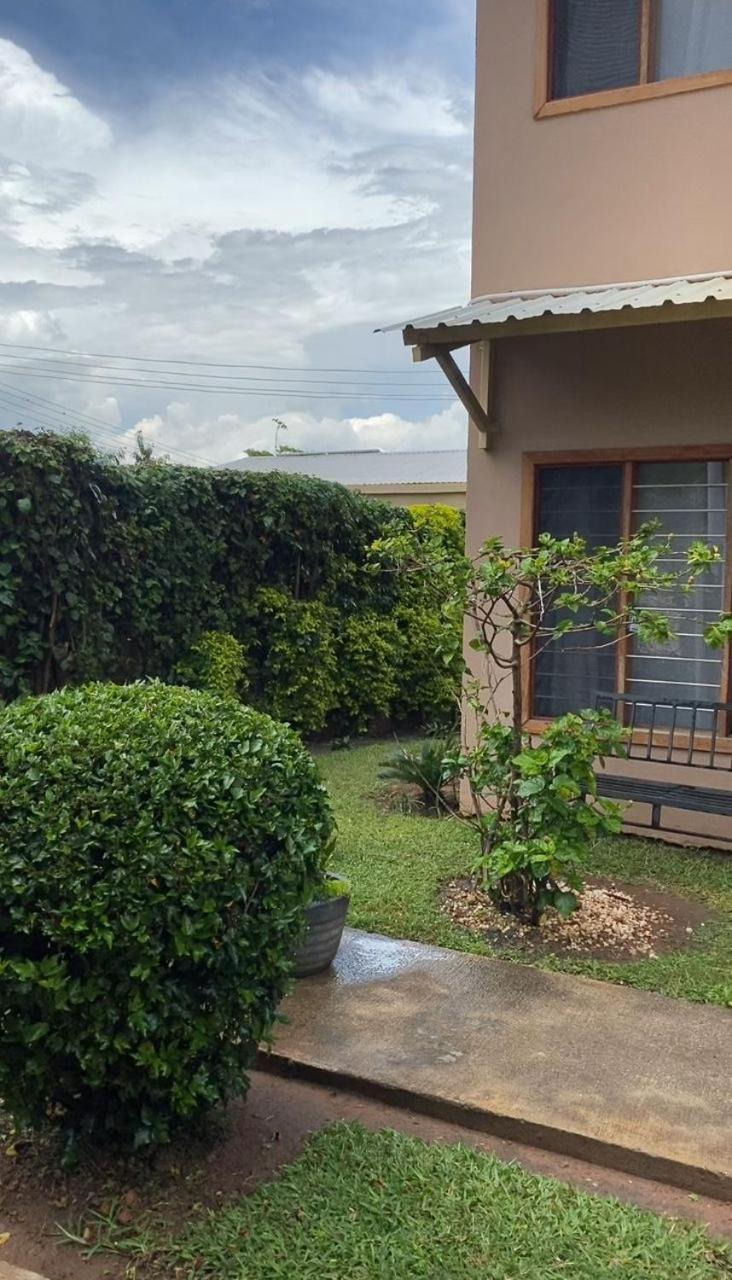 Sanctuary Aparthotel-Ac-Garden- Solar-Wi-Fi -Firepit-Park-Carport Lusaka Dış mekan fotoğraf